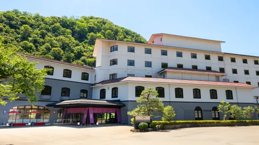 山中温泉河鹿荘